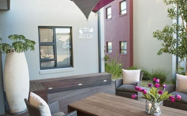 Burgundy Luxury Apartments