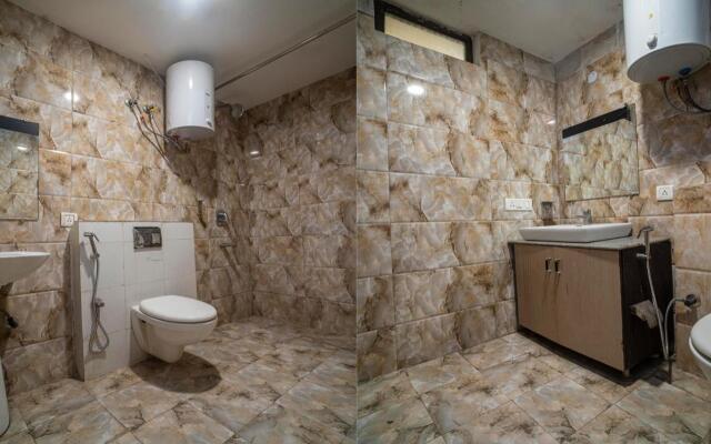 Red Coral Hassanpur by OYO Rooms