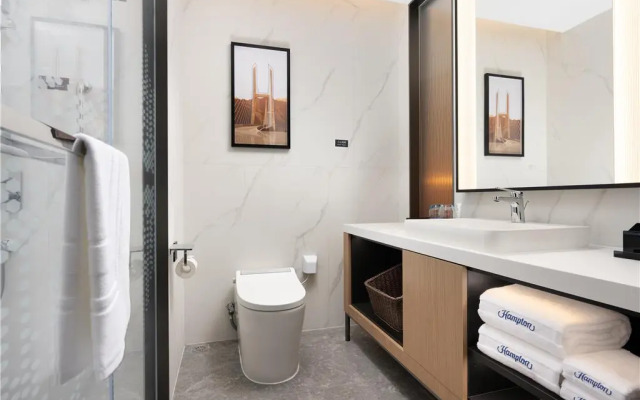 Hampton by Hilton Kuitun