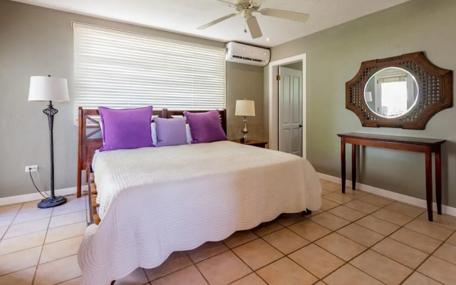 Luxury Ocean-view Flamingo Home Sleeps 10 - Walk to Beach