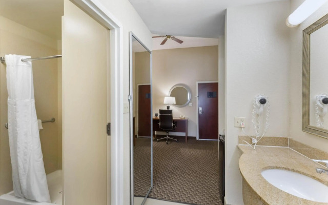 Comfort Suites Columbia Gateway