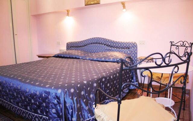 Costa San Giorgio Apartments