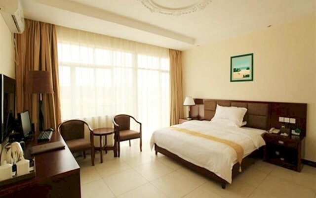 Purple Attic Holiday Hotel