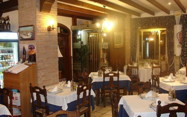 Hostal - Restaurante Playa Azul