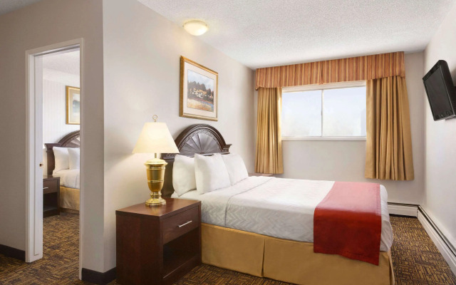 Travelodge by Wyndham North Battleford