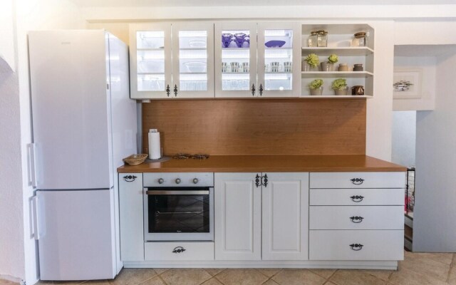 Awesome Home in Klek With Wifi and 4 Bedrooms