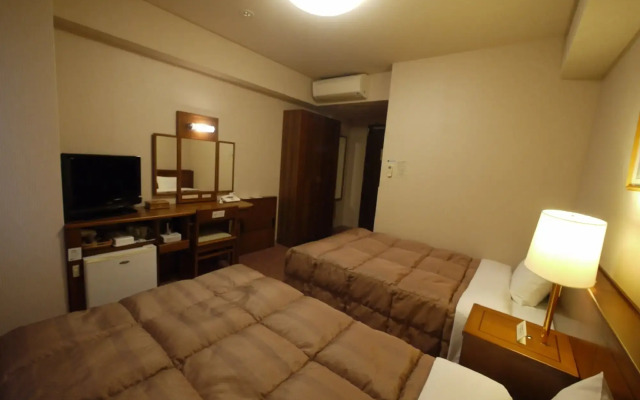 Hotel Route-Inn Mikawa Inter