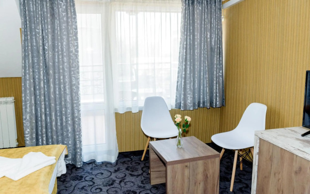 Hotel Prestige