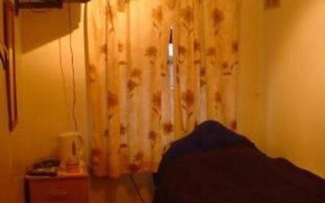 Revive Lodge Heathrow