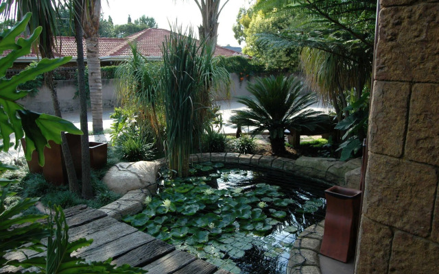 Summer Garden Guest House and Self Catering Apartments