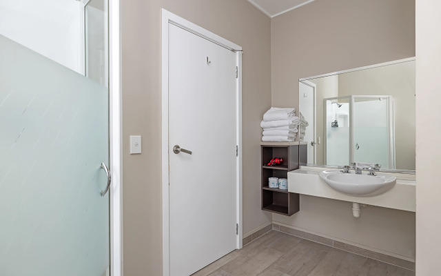 Copthorne Resort Solway Park