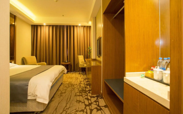 Borrman Hotel(Shanghai Hongqiao Railway Station National Exhibition Center Shop)