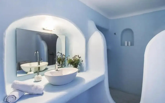 Ilios Villa by Thea Concept
