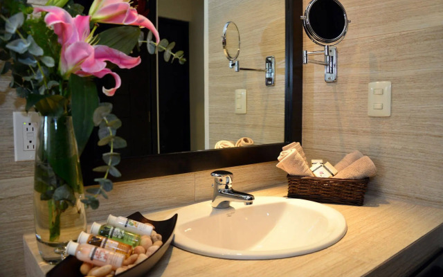 Palms Tulum Luxury Condo Hotel