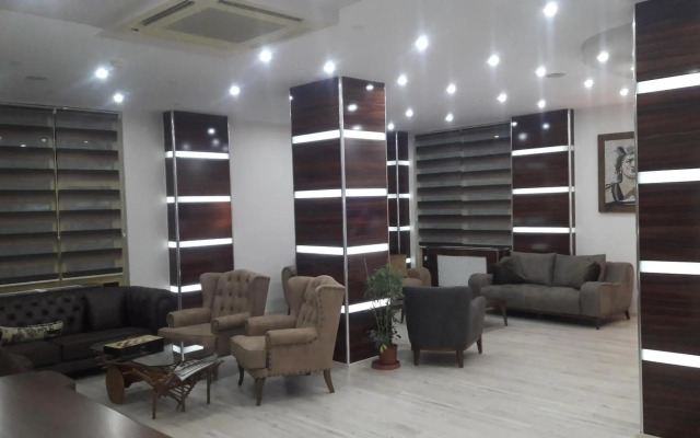 Nysa Hotel