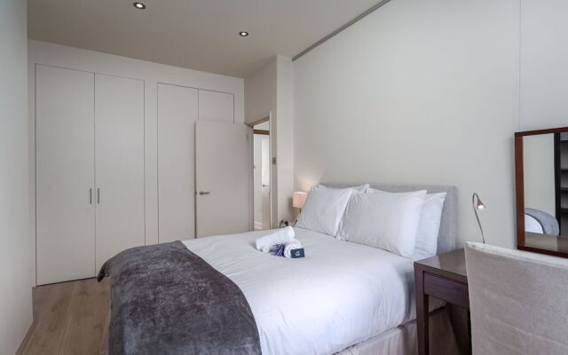 Bright Eardley Crescent Nest