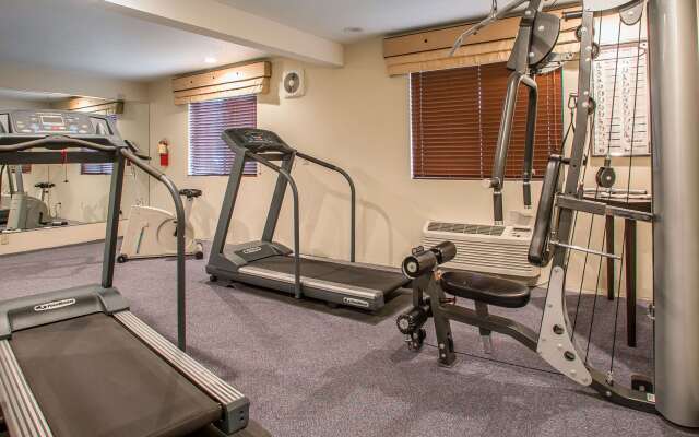 Quality Inn & Suites Marinette