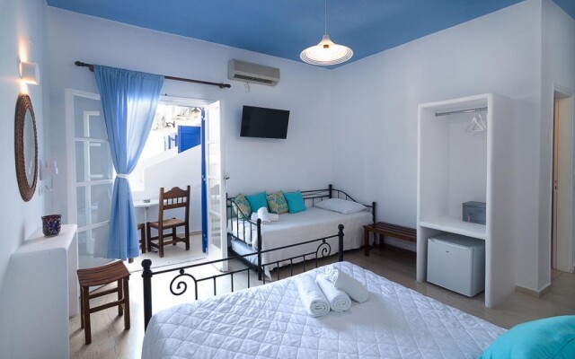 Cyclades Hotel