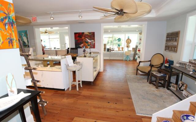 Absolute Anna Maria- 2 Bedroom Condo