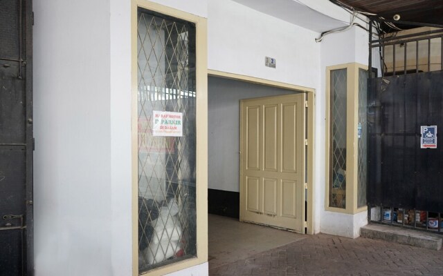 Pondok Mahkota by OYO Rooms