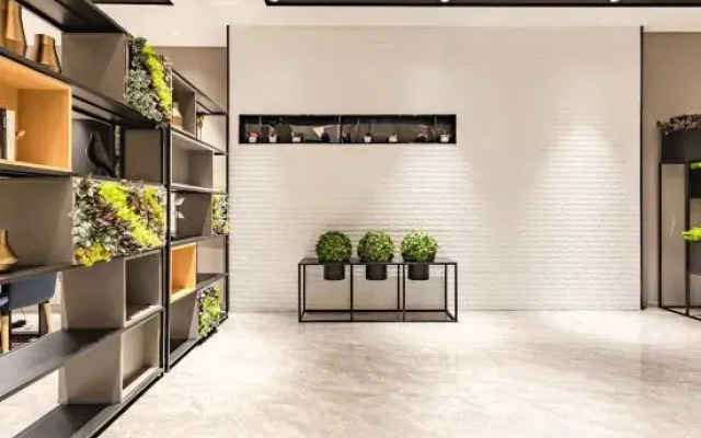 HanTing Hotel (Chuxiong Zhengwuzhongxin Xiongbao Road)