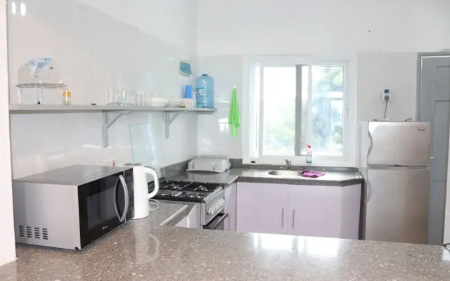 Lux Suites Kijani Beach Apartments