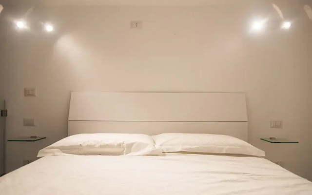Contemporary 2 Bedroom Flat near University