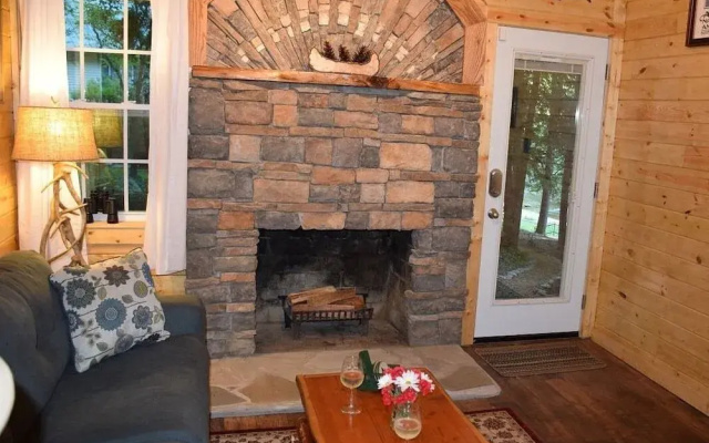 Long Mountain Lodge