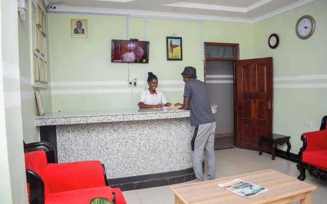 Glamour Apollo Hotel Webuye