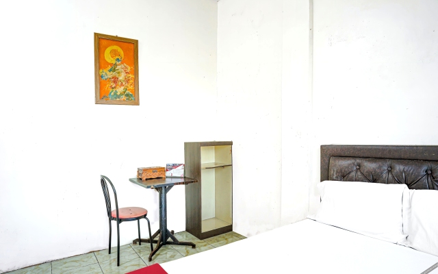 OYO 92609 Guest House Malay Singkawang