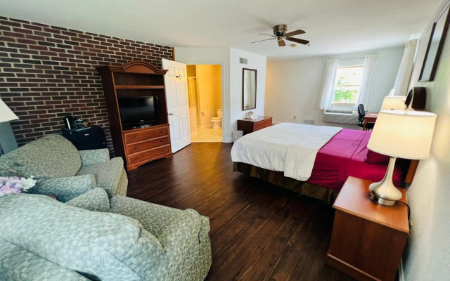 Inn at Cemetery Hill