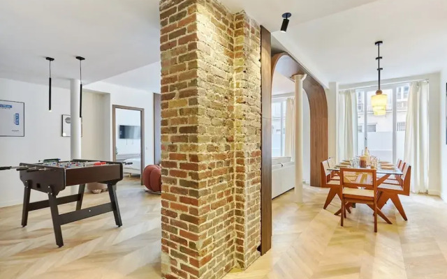 Exceptional 3 Bedrooms Apartment Heart of Paris
