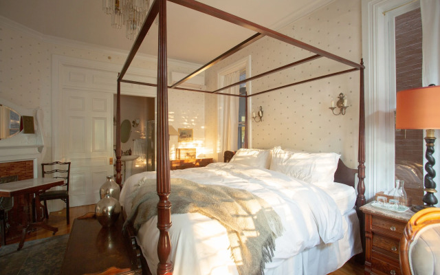 Ellerbeck Mansion Bed & Breakfast