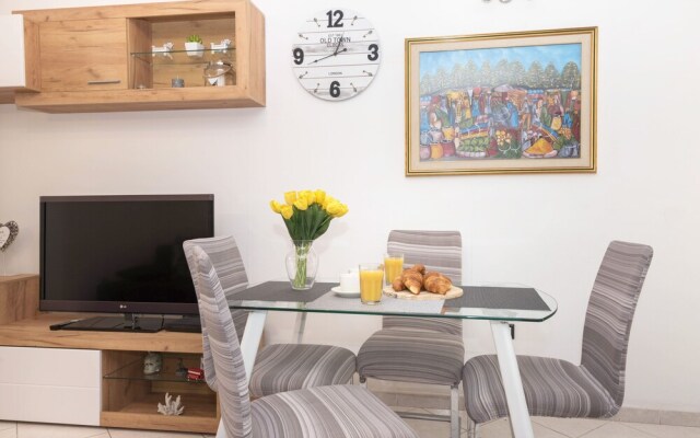 Brand new apartment Ksenia