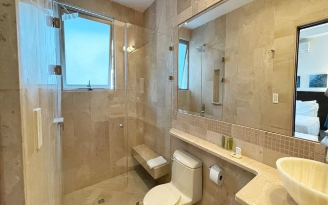Luxury Sky Penthouses 3-6BR Condo-Hotel at Oceano Jaco