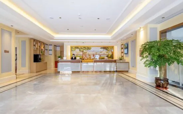 Vienna Hotel (Chongqing Hechuan Fortune Plaza)