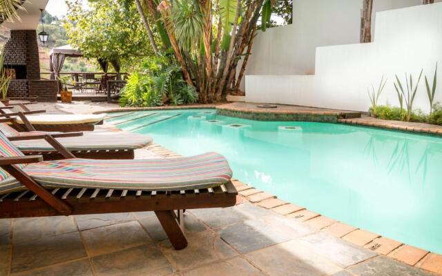 Coral Tree Inn