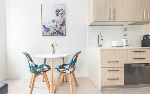 Ehome - Perfect Location - Dream Under Skytower