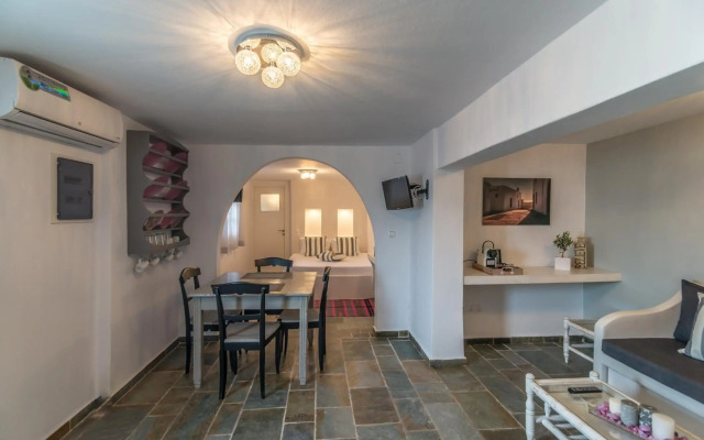 Eiriana Luxury Suites