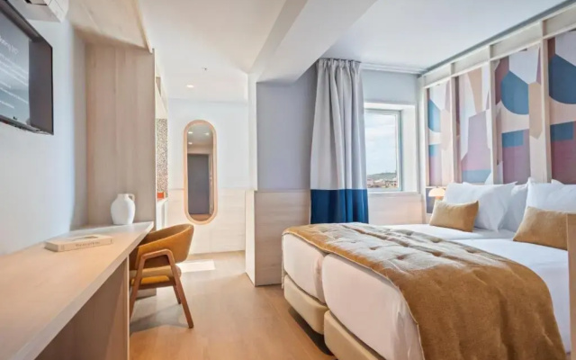 Hotel Acta Moa- New Opening