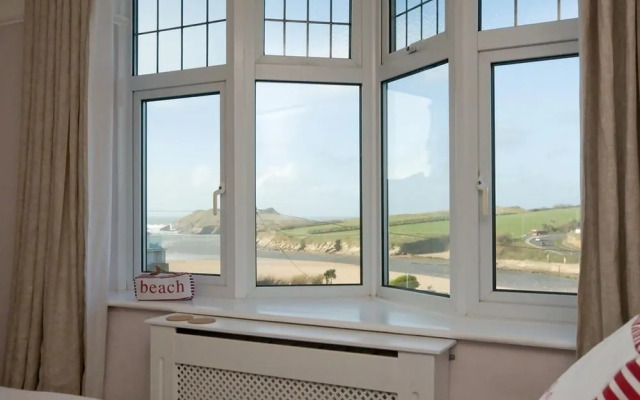 The Cove Guest House