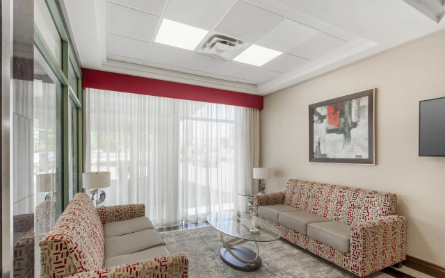 Best Western Plus Travel Hotel Toronto Airport