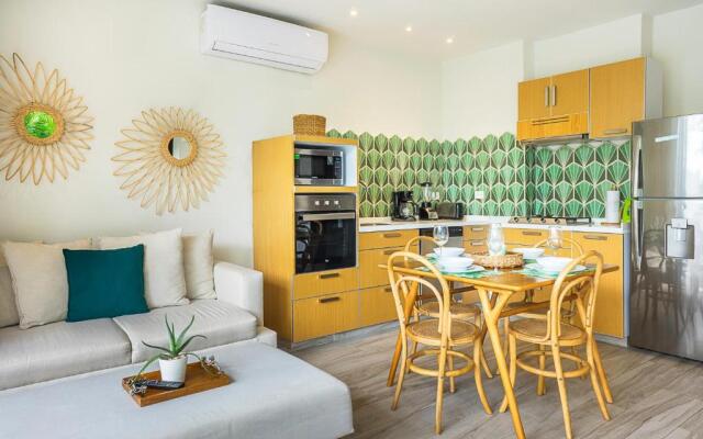 Private Canal Villa 10min to Beach