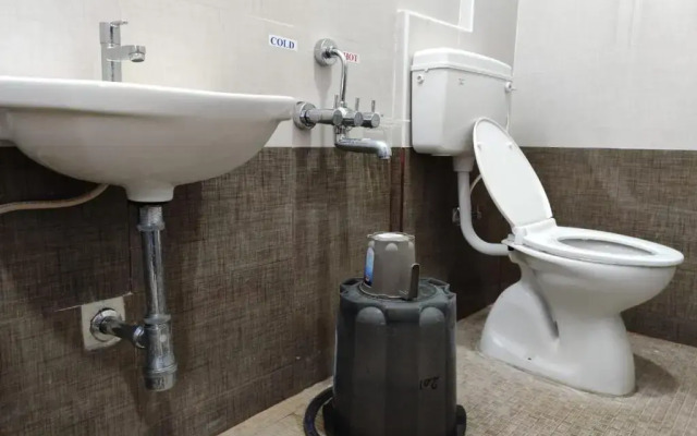 Hotel Sugam Karaikudi