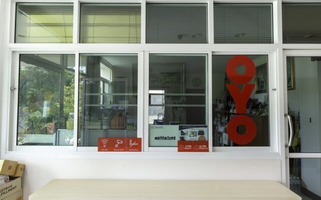 Mai Thai Place by OYO Rooms