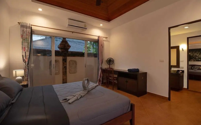 Balinese 3BR Pool Villa Freya in Rawai