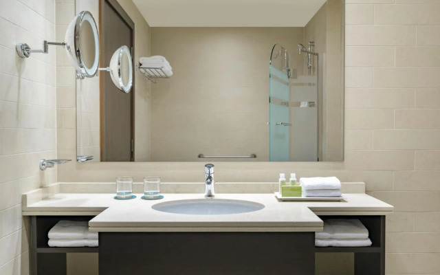 Le Méridien City Center, Doha