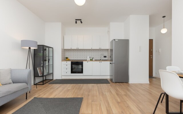 Spacious Apartment by Renters