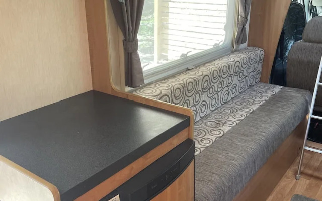 Captivating 2 bed Motorhome in Wareham