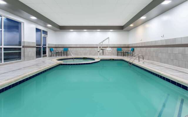 Hawthorn Extended Stay by Wyndham Loveland
